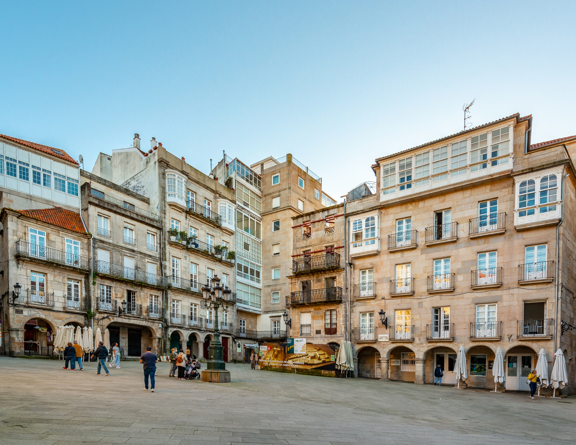 Vigo Travel Guide.png